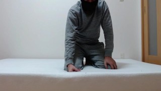 A mysterious masked man appears 17 times in dry orgasm at Aneros!